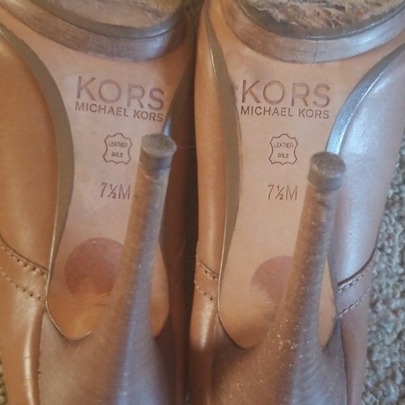 Michael Kors booties - Picture 7 of 8